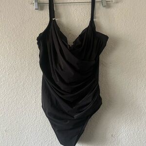 Miracle Suit One Piece Unpadded Slimming Pool Beach Bathing Suit unknown‎ size-